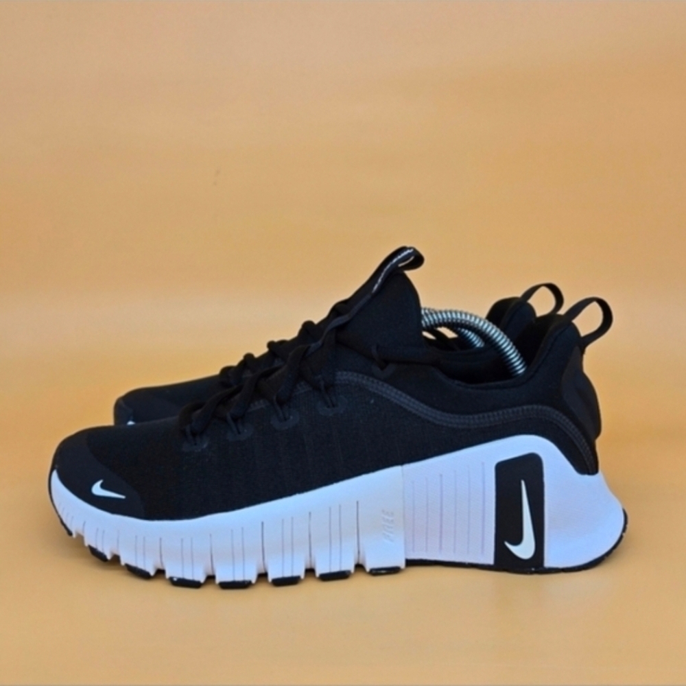 Nike Free Metcon 6 Black White Women's Workout Shoes Size 6 New